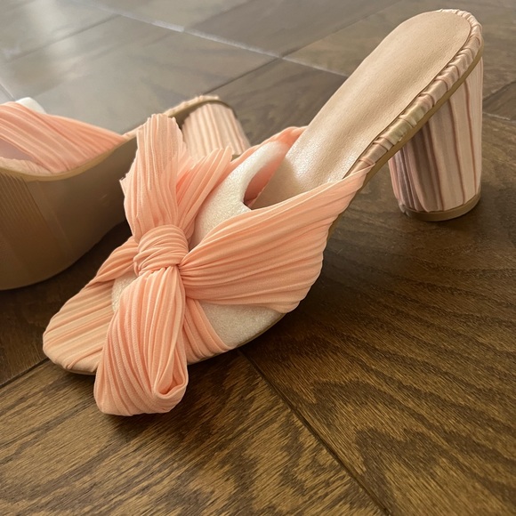 Peach mule slides - Picture 2 of 4